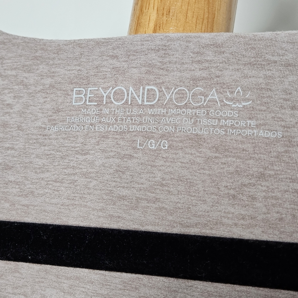 Beyond Yoga Softshine Square Neck Tank Stars Moon Constellation Cream Large - Picture 4 of 4